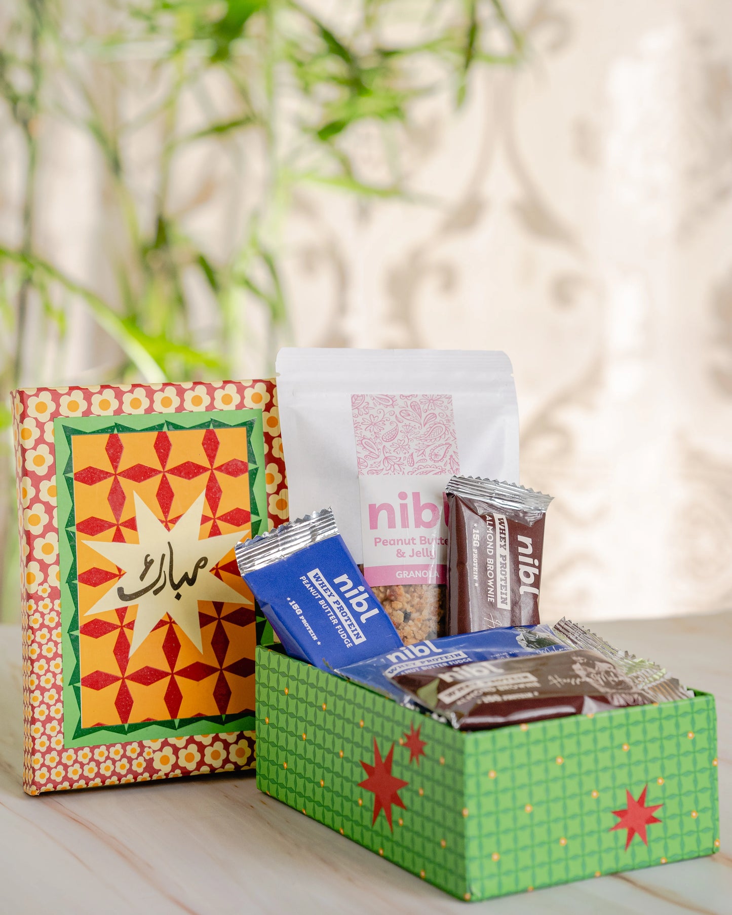 Shehzeen's Gift Box - Protein Bars & Granola